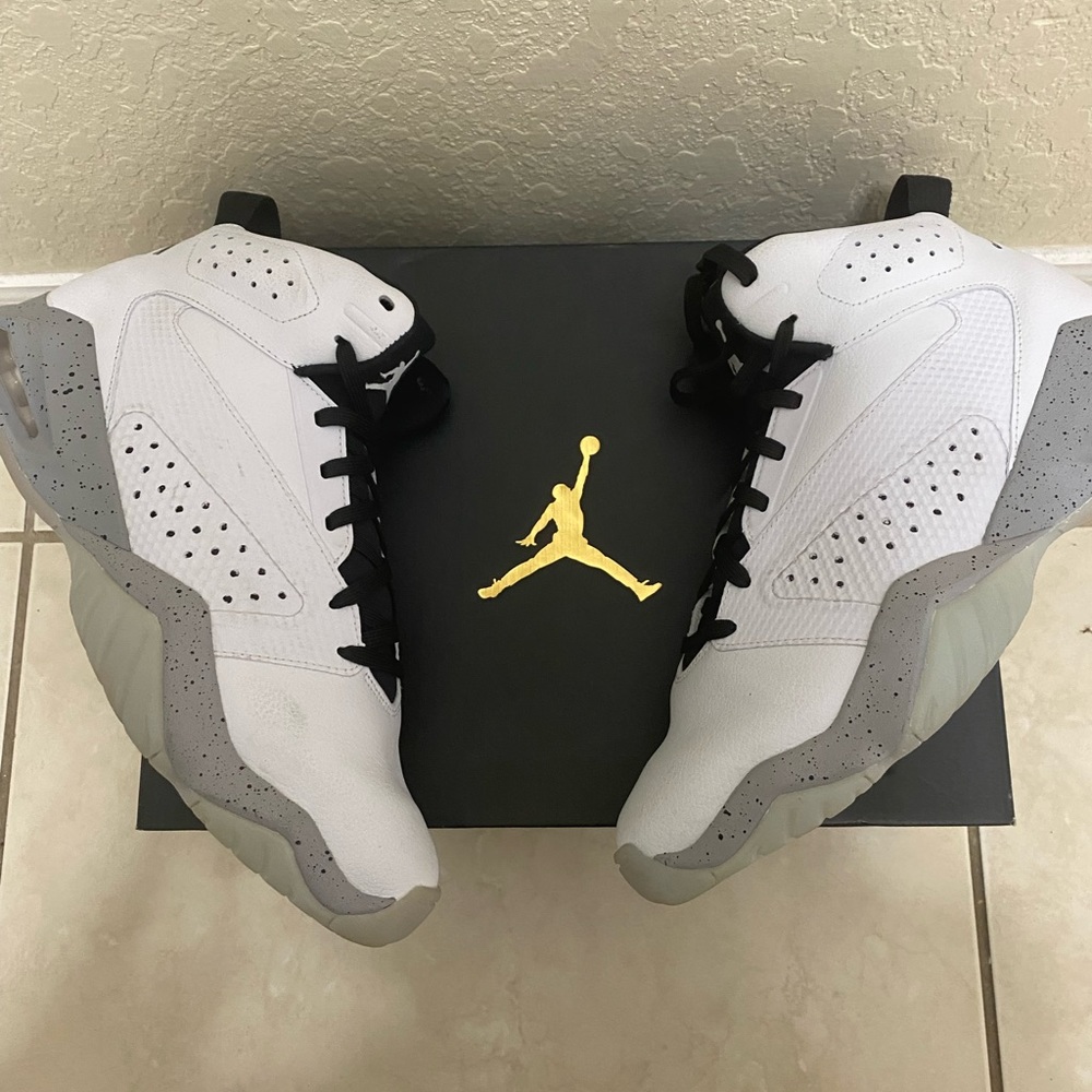 Jordan lift off